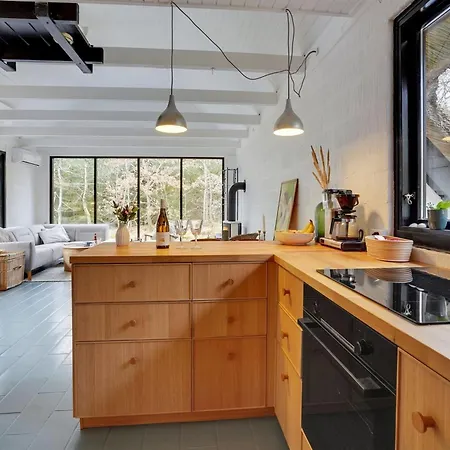 Olaf - 1-4km From The Sea By Interhome
